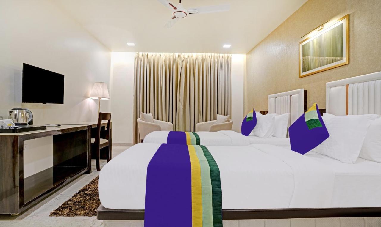 Treebo Premium Golden Bliss Trimurti Nagar Square Nagpur Exterior photo