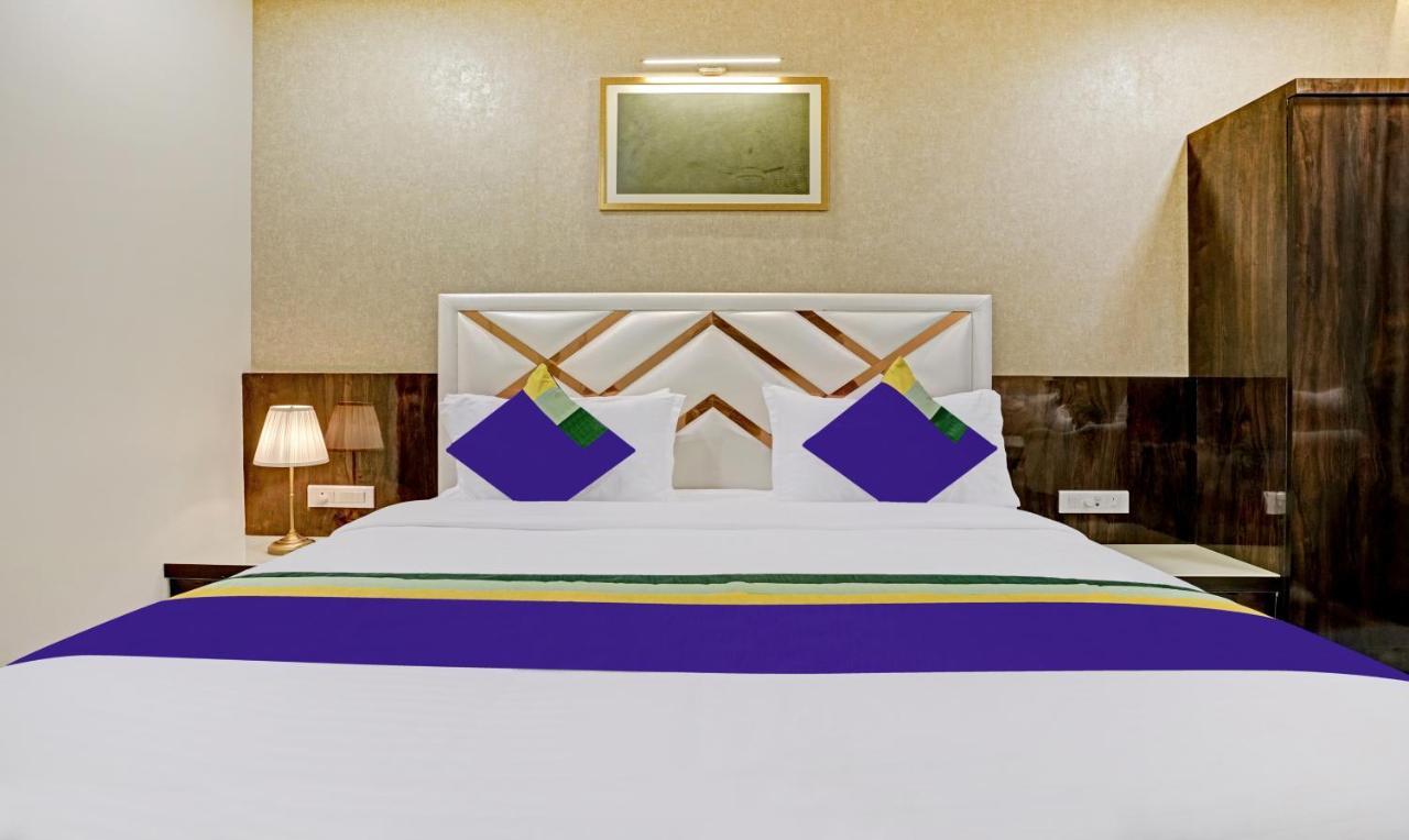 Treebo Premium Golden Bliss Trimurti Nagar Square Nagpur Exterior photo