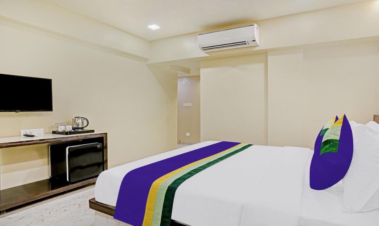 Treebo Premium Golden Bliss Trimurti Nagar Square Nagpur Exterior photo