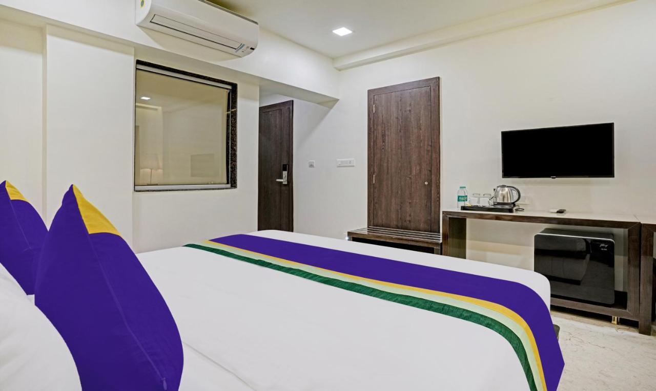 Treebo Premium Golden Bliss Trimurti Nagar Square Nagpur Exterior photo