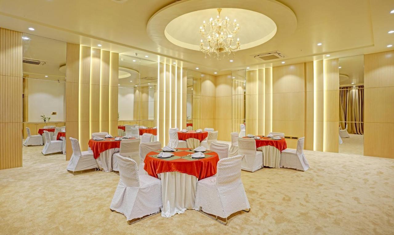Treebo Premium Golden Bliss Trimurti Nagar Square Nagpur Exterior photo