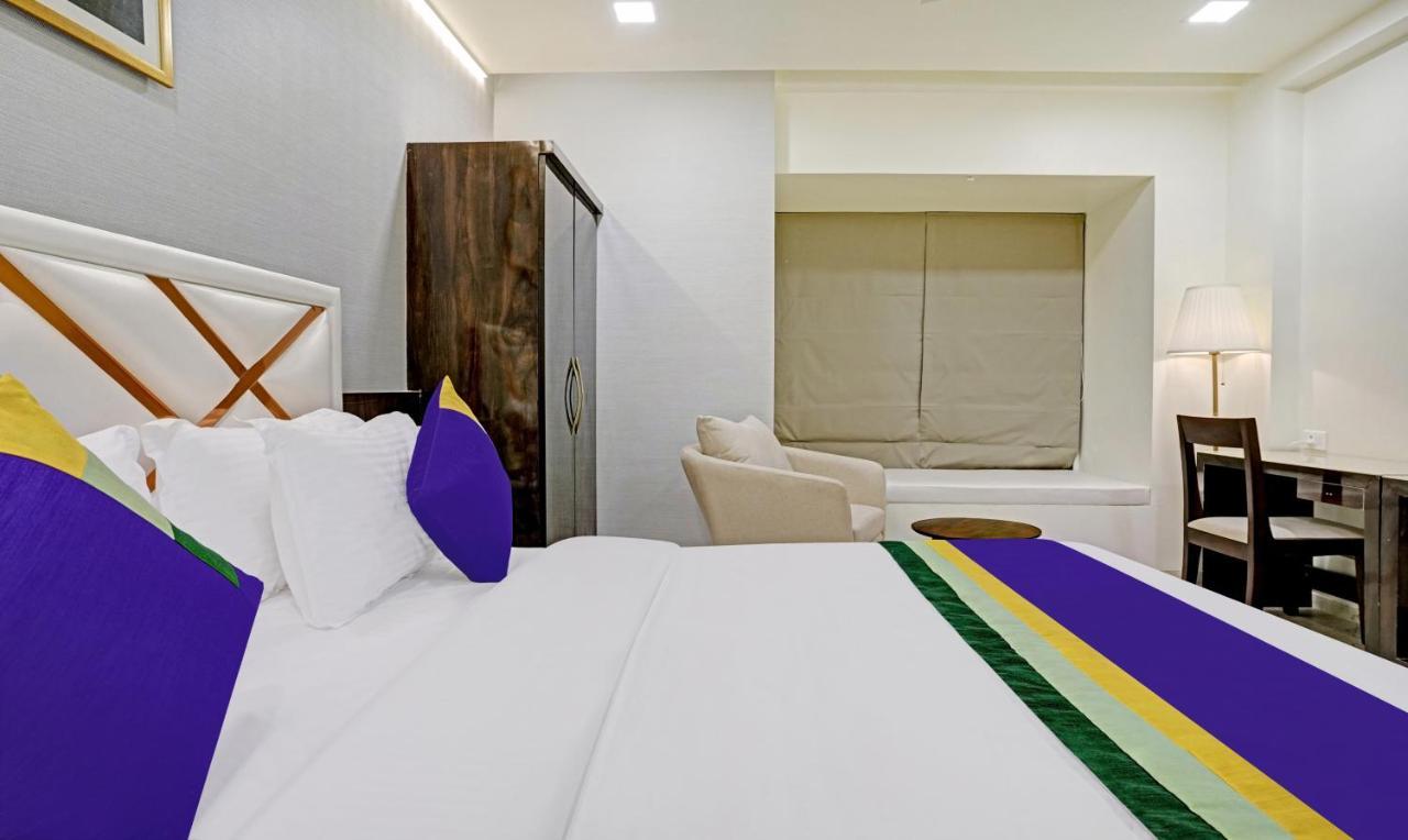 Treebo Premium Golden Bliss Trimurti Nagar Square Nagpur Exterior photo