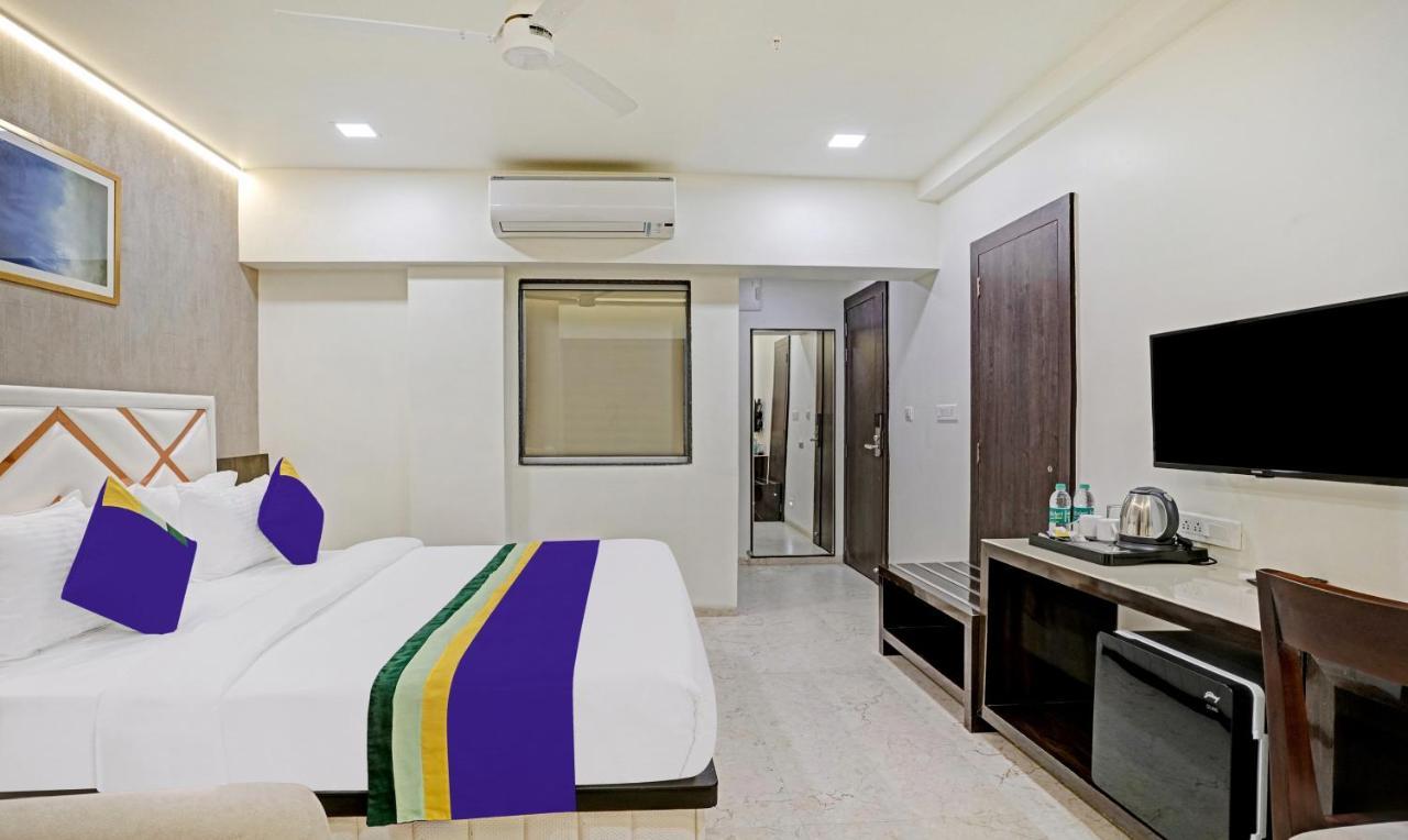 Treebo Premium Golden Bliss Trimurti Nagar Square Nagpur Exterior photo