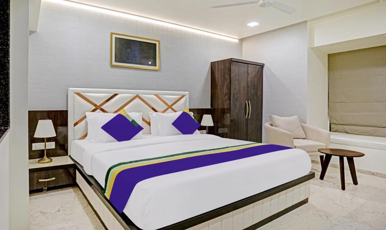 Treebo Premium Golden Bliss Trimurti Nagar Square Nagpur Exterior photo